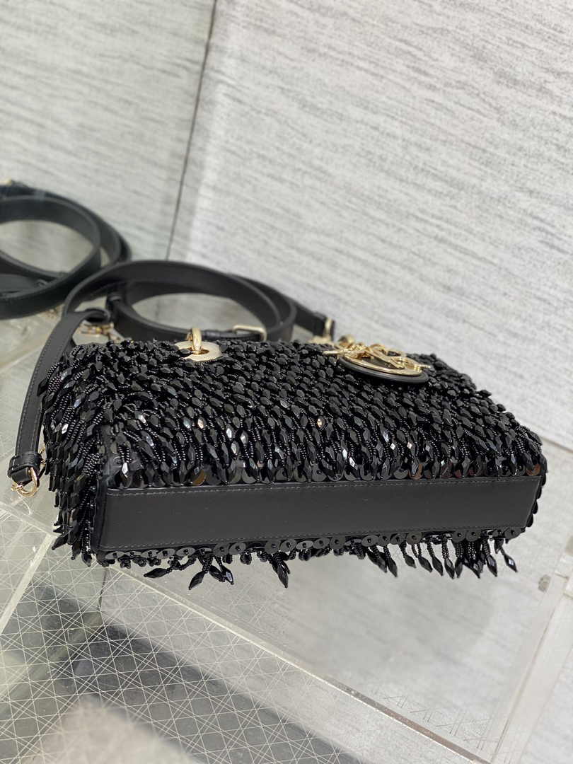 Dior Medium Lady D-Lite Bag M0565 Black Cannage Lambskin - Default Title - View 8