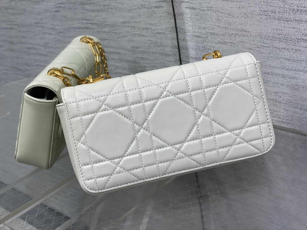 Dior Miss Daisy Mini Bag S3300 White Macrocannage Lambskin - Default Title - View 5