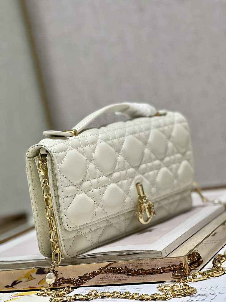 Dior S0980 Mini Miss Bag Rose Des Vents Cannage Lambskin In Beige - Default Title - View 2