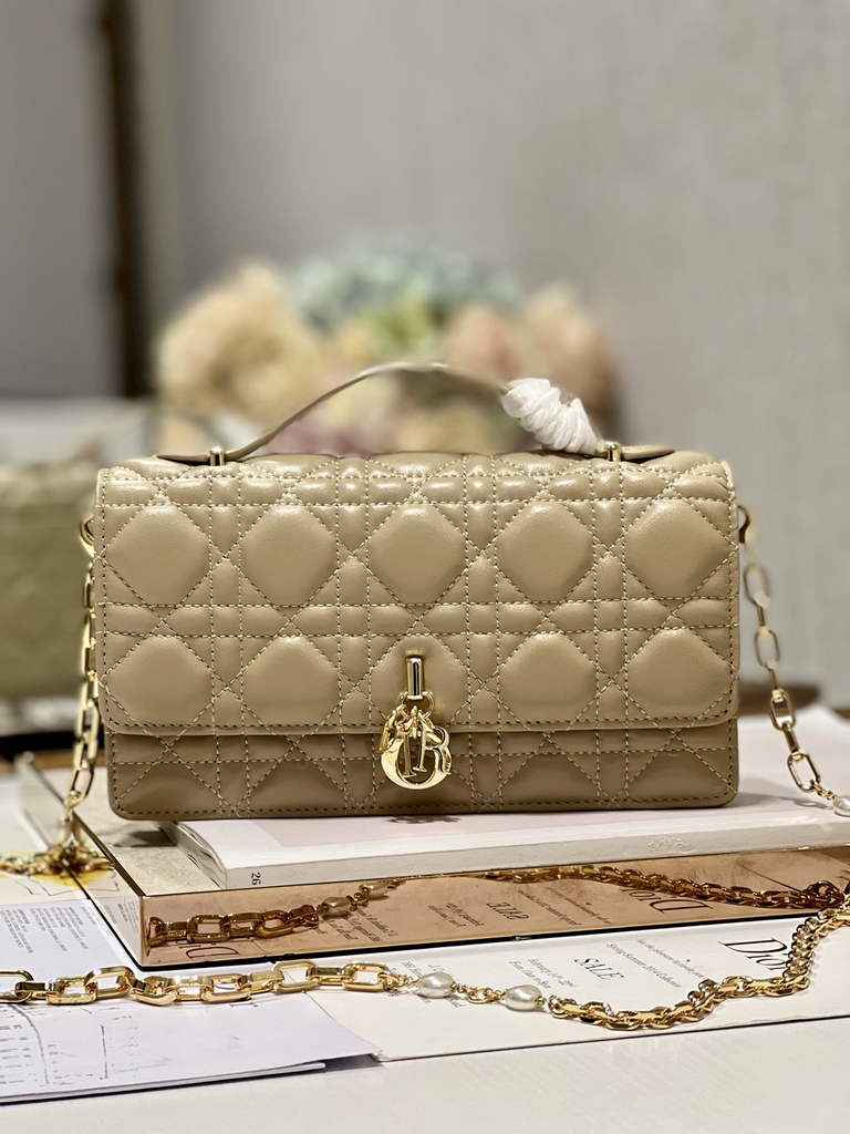Dior S0980 Mini Miss Bag Rose Des Vents Cannage Lambskin In Apricot - Default Title - View 1