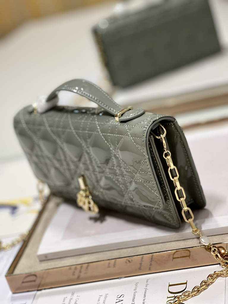 Dior S0980 Mini Miss Bag Rose Des Vents Cannage Patent Calfskin Gray - Default Title - View 4
