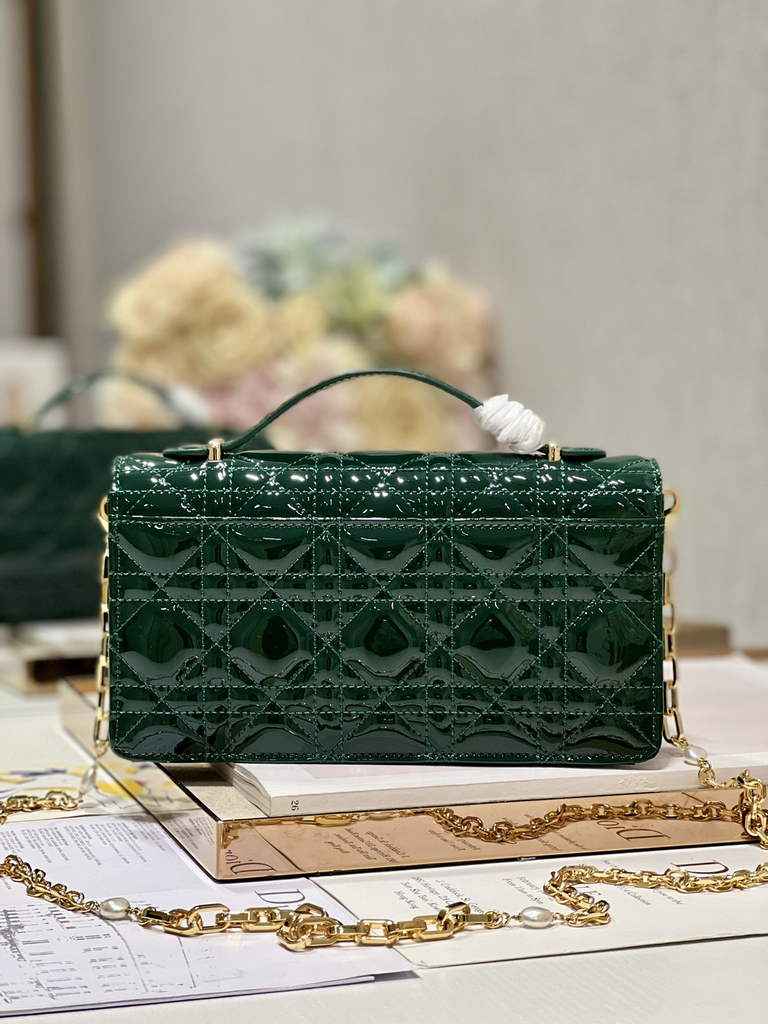 Dior S0980 Mini Miss Bag Rose Des Vents Cannage Patent Calfskin Green - Default Title - View 5