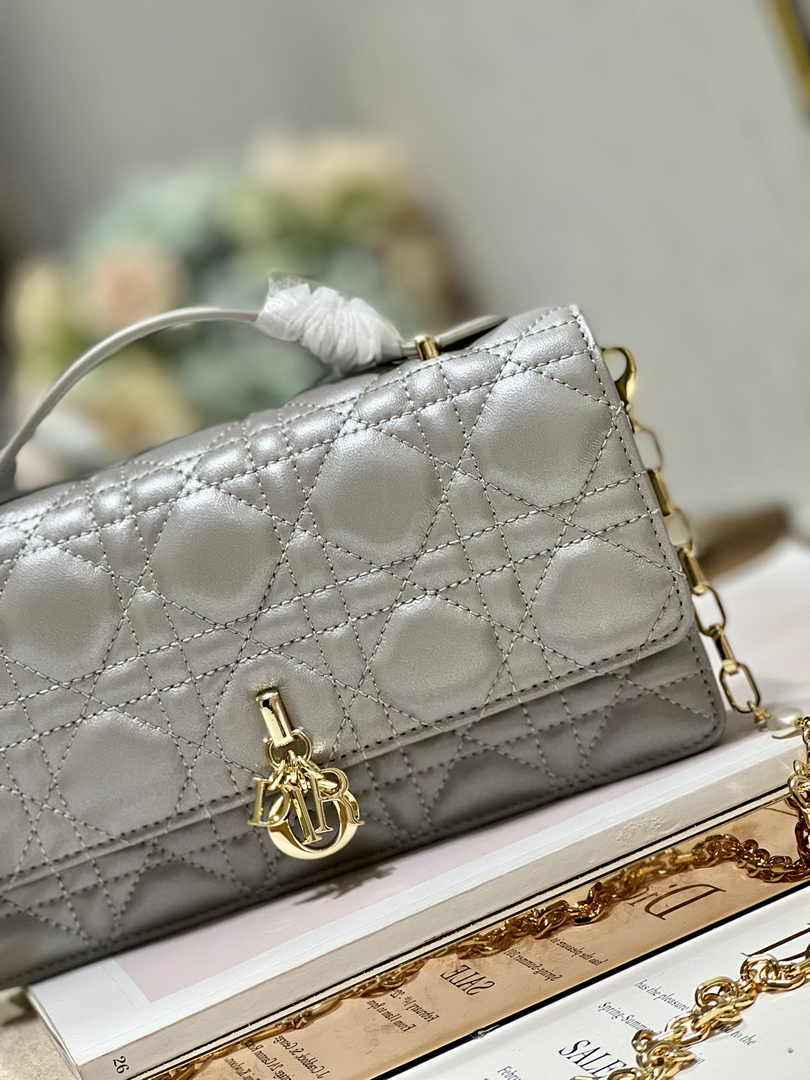 Dior S0980 MISS DIOR MINI BAG Gray Cannage Lambskin - Default Title - View 3