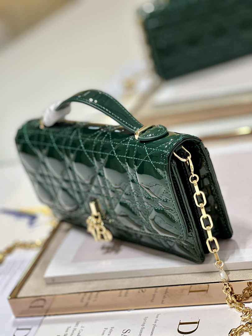 Dior S0980 MISS DIOR MINI BAG Green Patent leather - Default Title - View 4
