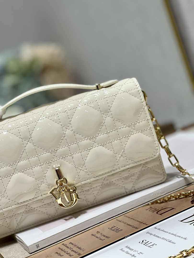 Dior S0980 MISS DIOR MINI BAG Beige Cannage Lambskin - Default Title - View 3