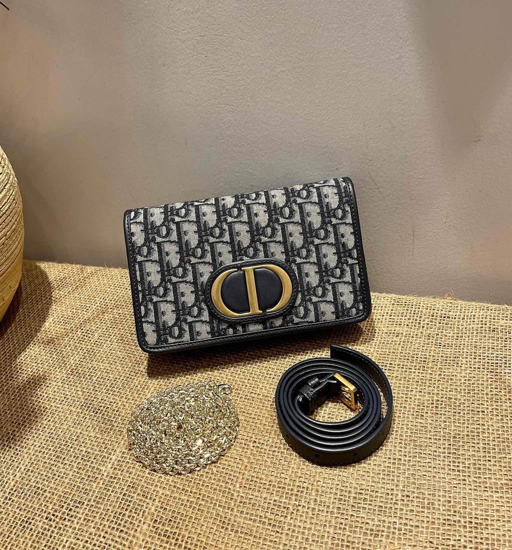 Dior S2086 30 Montaigne Pouch Oblique Blue - Default Title - View 1