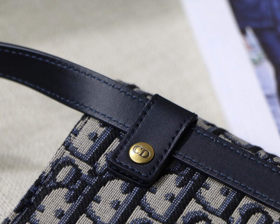 Dior S5619 Saddle Belt Bag Blue Dior Oblique Jacquard