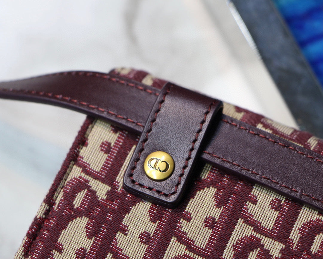 Dior S5619 Saddle Belt Bag Red Dior Oblique Jacquard