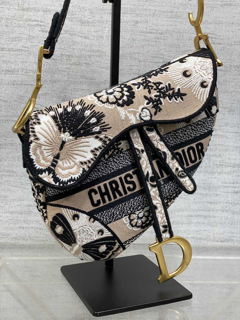 Dior Saddle Bag with Strap M0455 Beige Oblique Jacquard