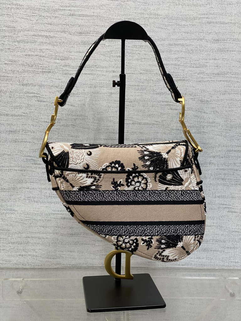 Dior Saddle Bag with Strap M0455 Beige Oblique Jacquard