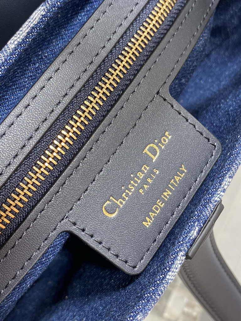Dior Saddle Bag with Strap M0455 Blue Denim Dior Oblique Jacquard