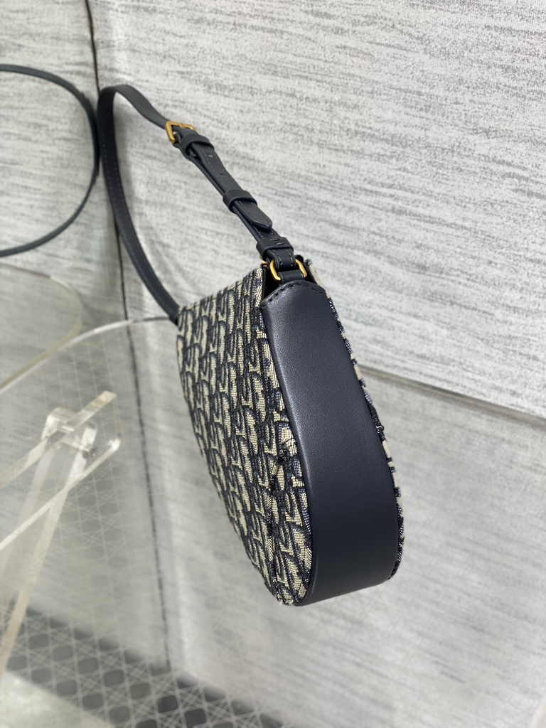 Dior Saddle Rodeo Pouch S5909 Blue Dior Oblique Jacquard