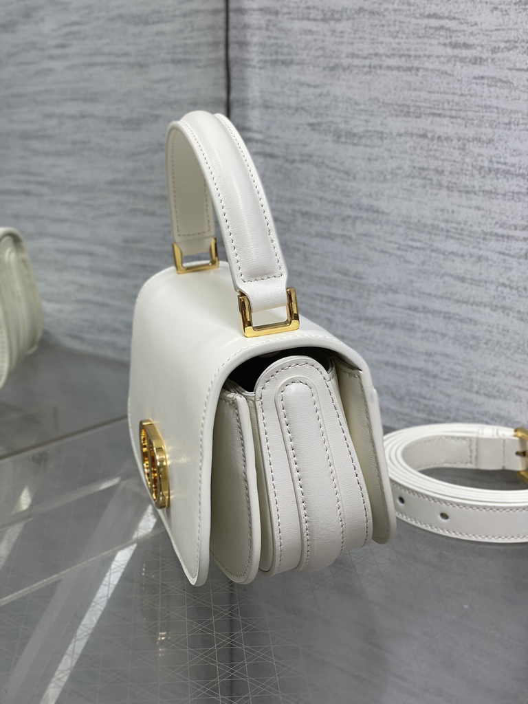 Dior Small 30 Montaigne Avenue Top Handle Bag M9370 White Ribbed Calfskin - Default Title - View 4