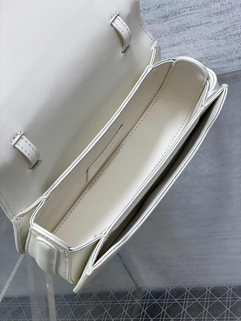 Dior Small 30 Montaigne Avenue Top Handle Bag M9370 White Ribbed Calfskin - Default Title - View 6
