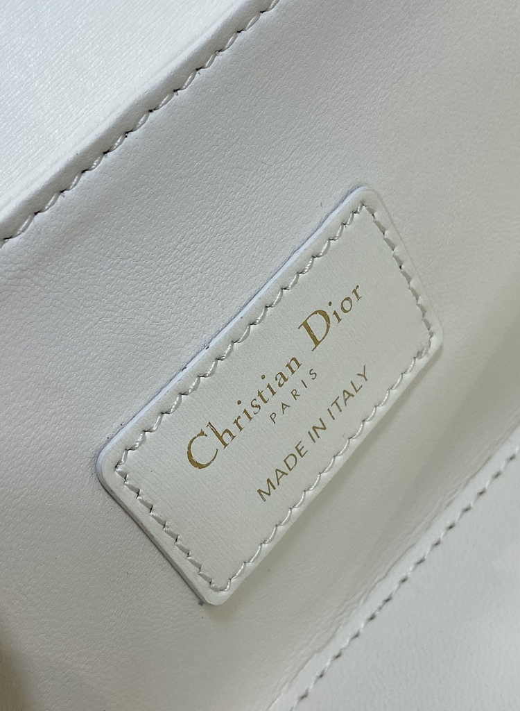 Dior Small 30 Montaigne Avenue Top Handle Bag M9370 White Ribbed Calfskin - Default Title - View 7