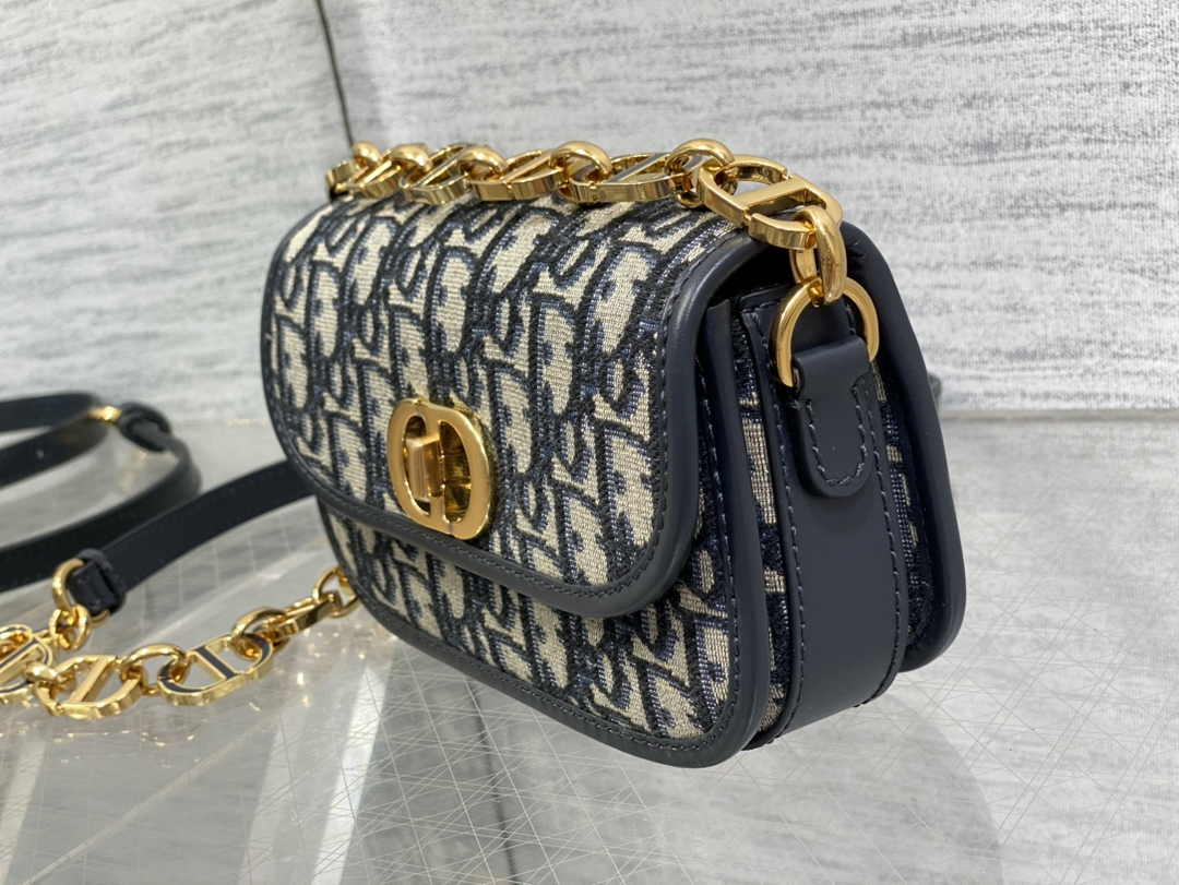 Dior Small 30 Montaigne Avenue Bag Blue Oblique Jacquard M9261