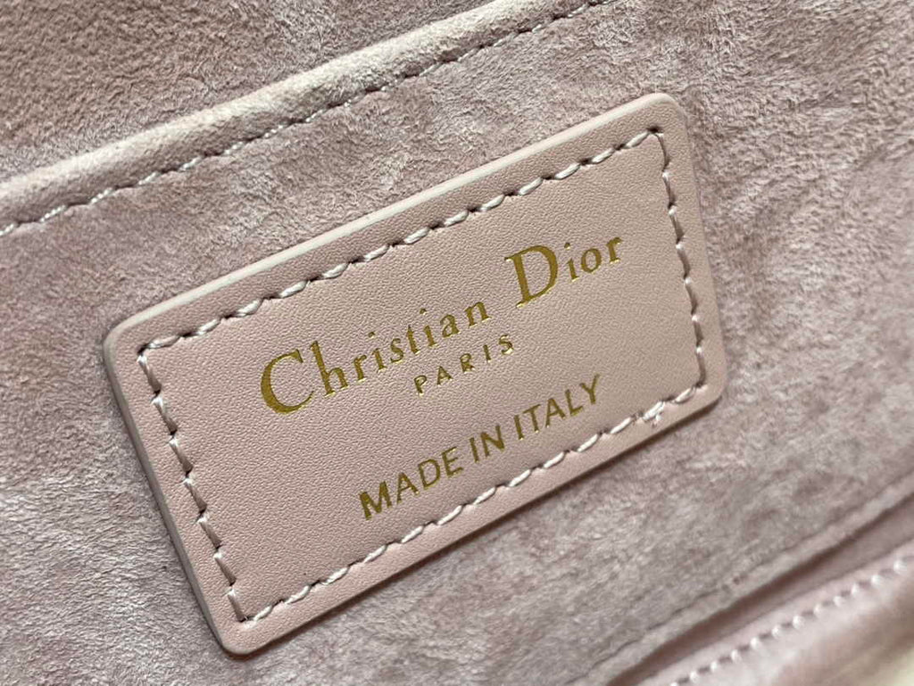 Dior Small 30 Montaigne Avenue Bag Pink Box Calfskin M9261