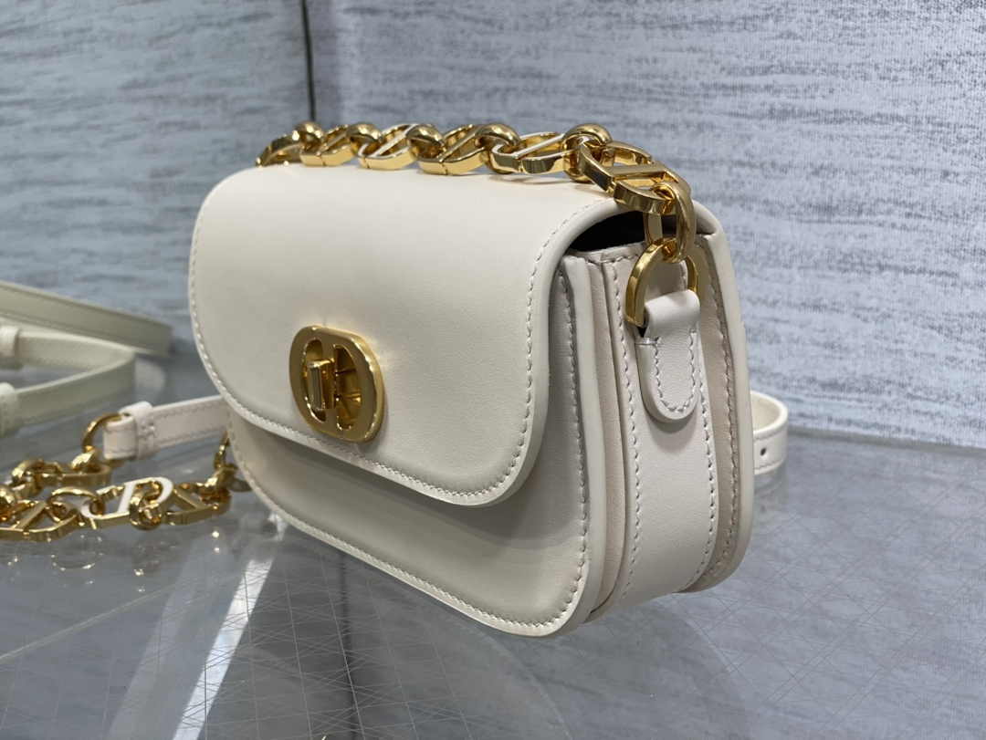 Dior Small 30 Montaigne Avenue Bag White Box Calfskin M9261