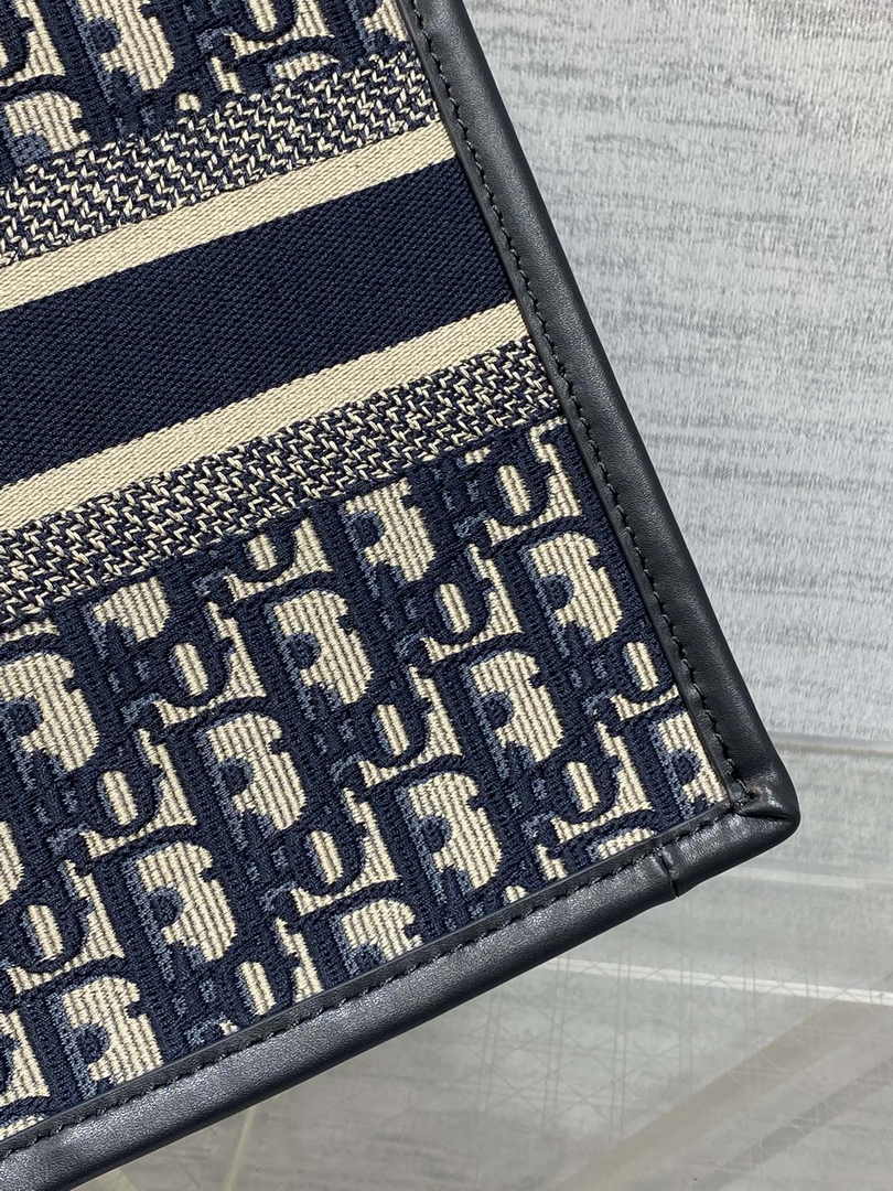 Dior Small Book Tote M1325 Blue Dior Oblique Embroidery