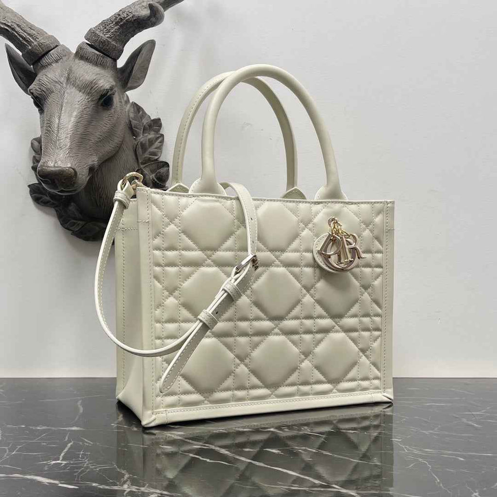 Dior Small Book Tote M1325 White Macrocannage Calfskin