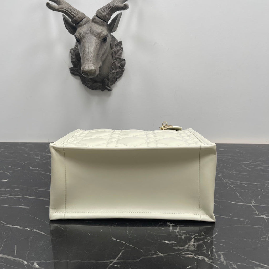 Dior Small Book Tote M1325 White Macrocannage Calfskin