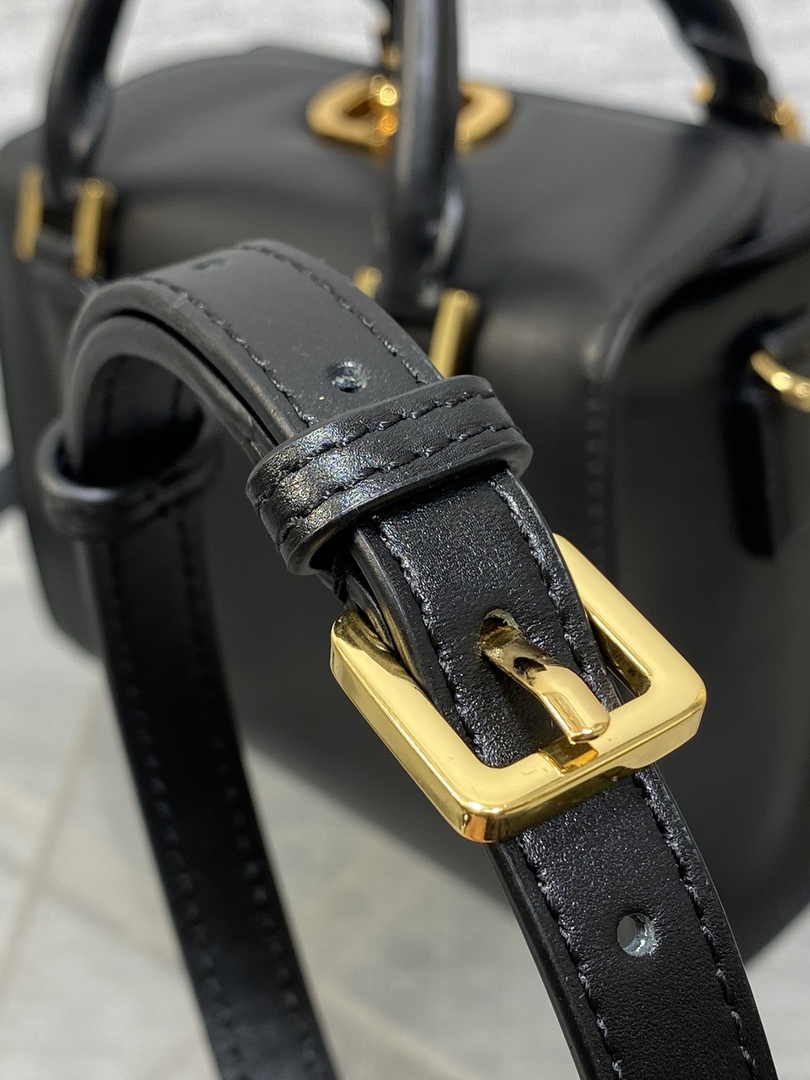 Dior Small Boston Bag M9567 Black Smooth Calfskin - Default Title - View 9