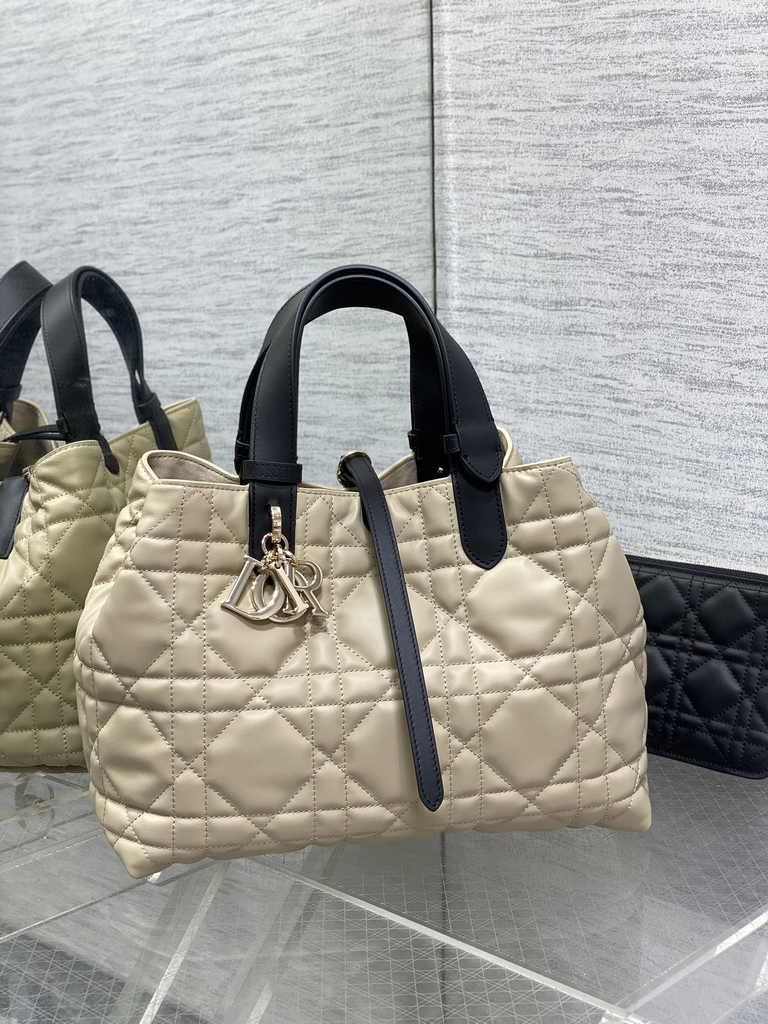 Medium Dior Toujours Bag M2821 Beige Black Macrocannage Calfskin - Default Title - View 2