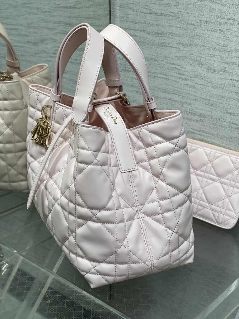 Medium Dior Toujours Bag M2821 Pink Macrocannage Calfskin