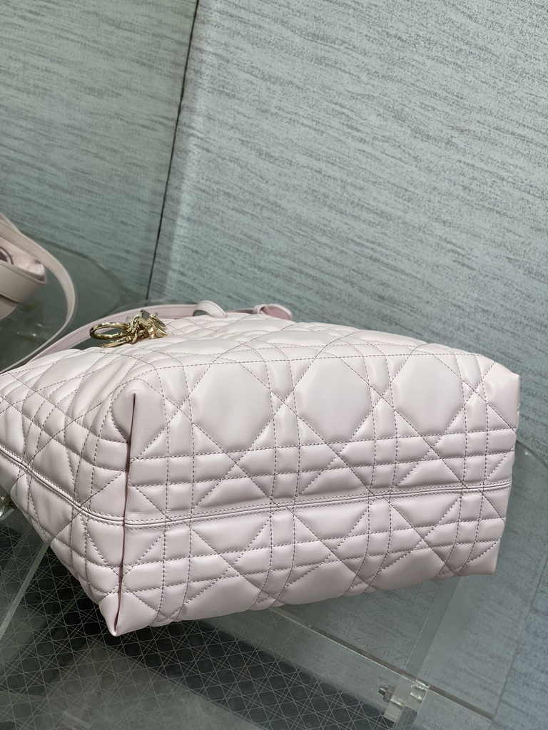 Medium Dior Toujours Bag M2821 Pink Macrocannage Calfskin