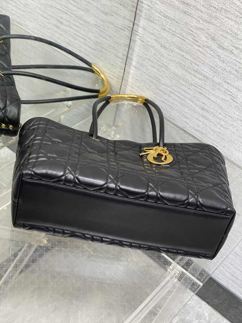 Dior Toujours Bag Black Macrocannage Calfskin - Default Title - View 6