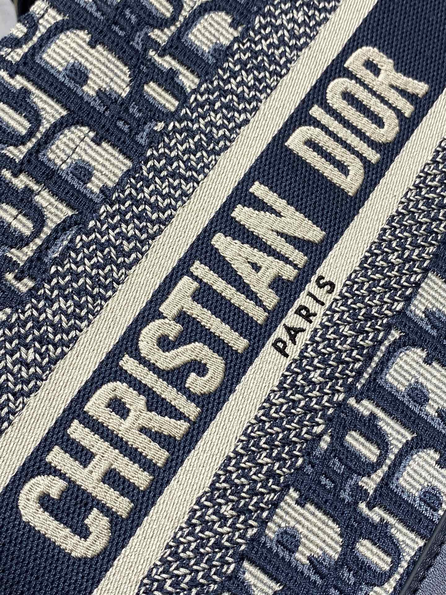 East-West Dior Book Tote with strap M1326 Blue Dior Oblique Embroidery