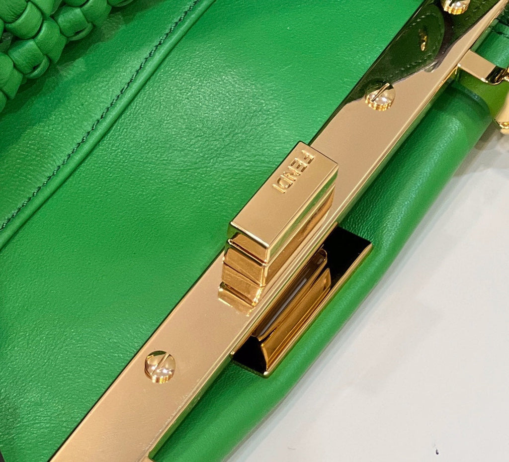 Fendi Peekaboo 8BN244 Mini bag Leather Green - 18 cm × 11 cm × 23 cm / Green - View 5