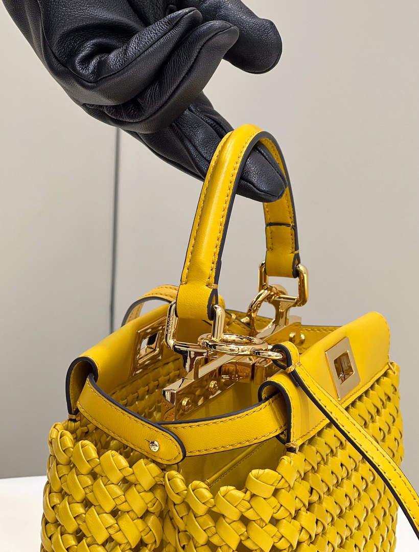 Fendi 8BN244 Peekaboo Mini bag Leather Yellow - 18 cm × 11 cm × 23 cm / Yellow - View 3