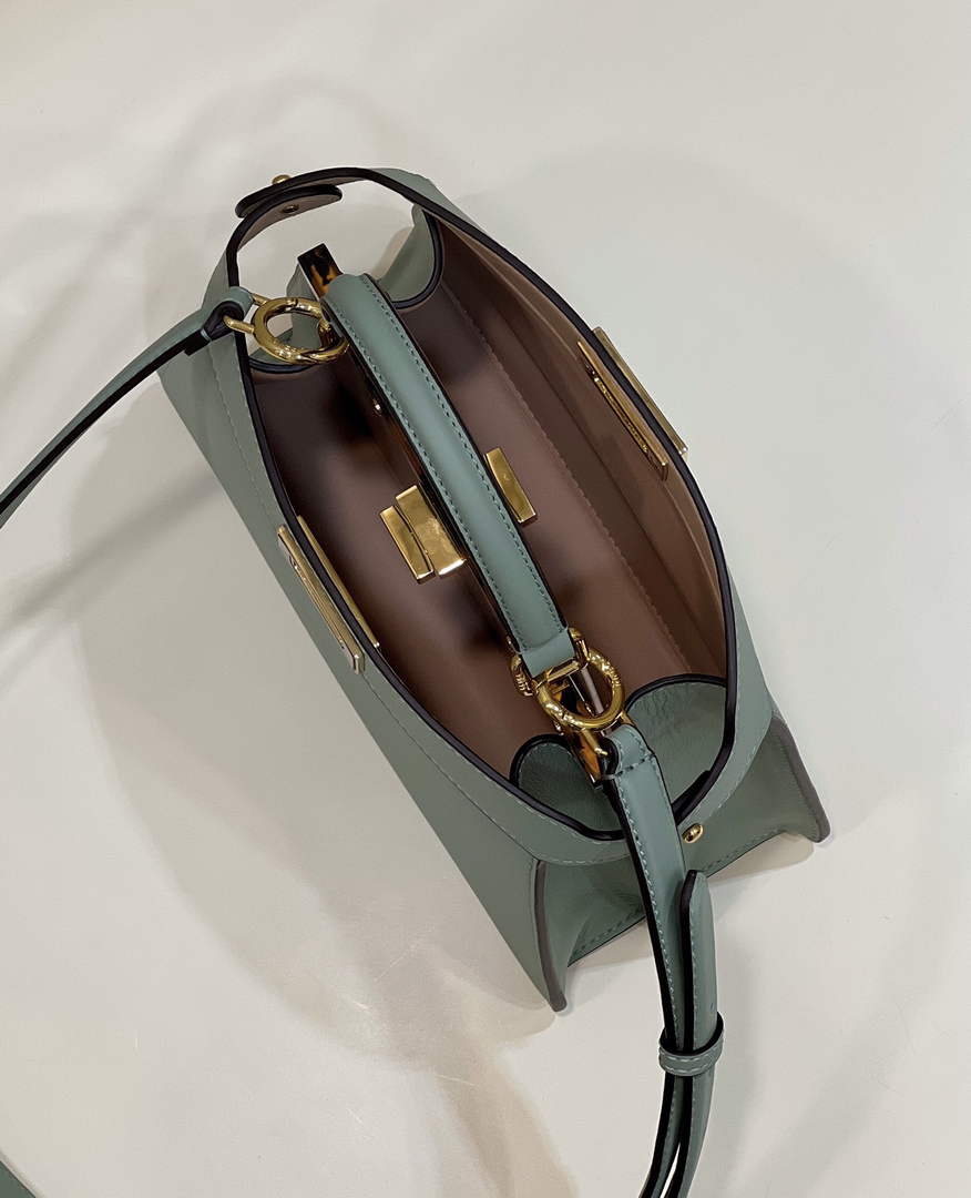Fendi 8BN327 Peekaboo Iseeu Small Bag Green - 21 cm × 11 cm × 27 cm / Green - View 9