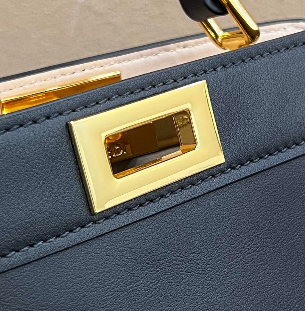 Fendi 8BN327 Peekaboo Iseeu Small Bag Black - 21 cm × 11 cm × 27 cm / Black - View 5