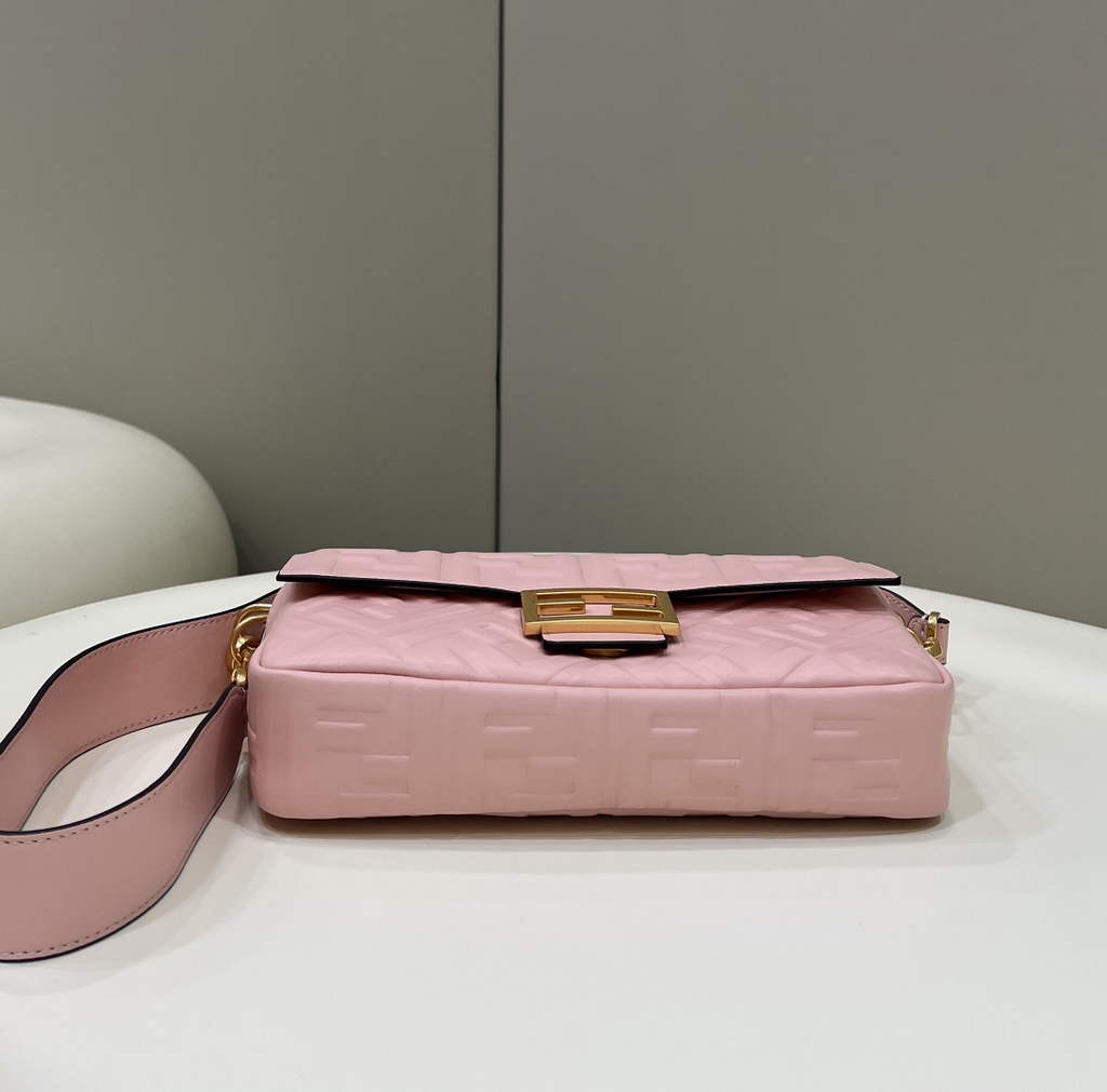 Fendi 8BR600 Baguette Pink leather bag - Default Title - View 4