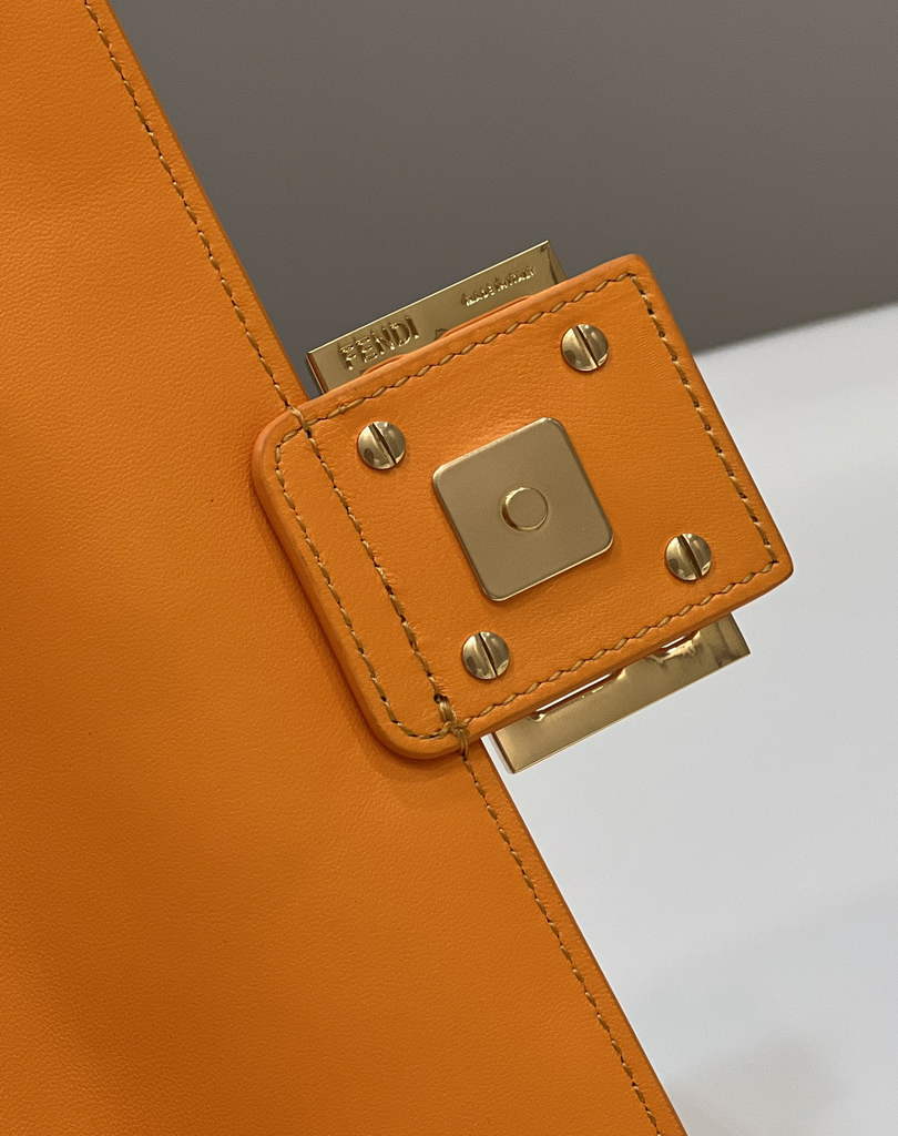 Fendi 8BR600 Baguette Orange leather bag - Default Title - View 7