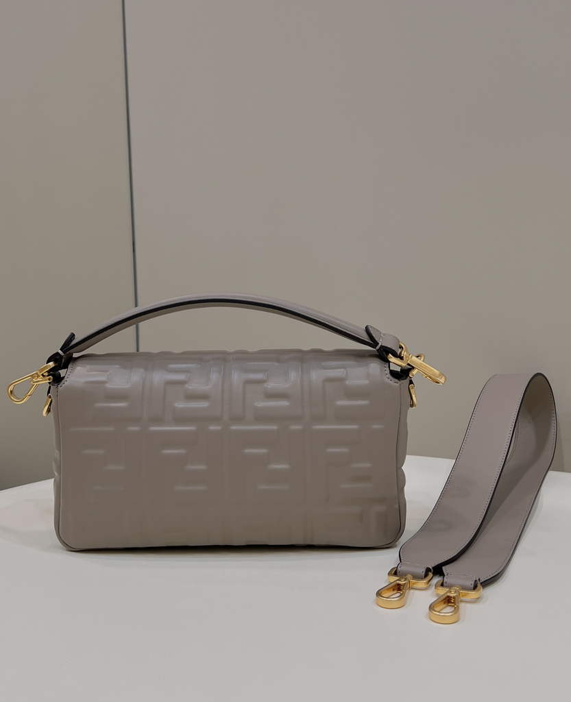 Fendi 8BR600 Baguette Gray leather bag - Default Title - View 2