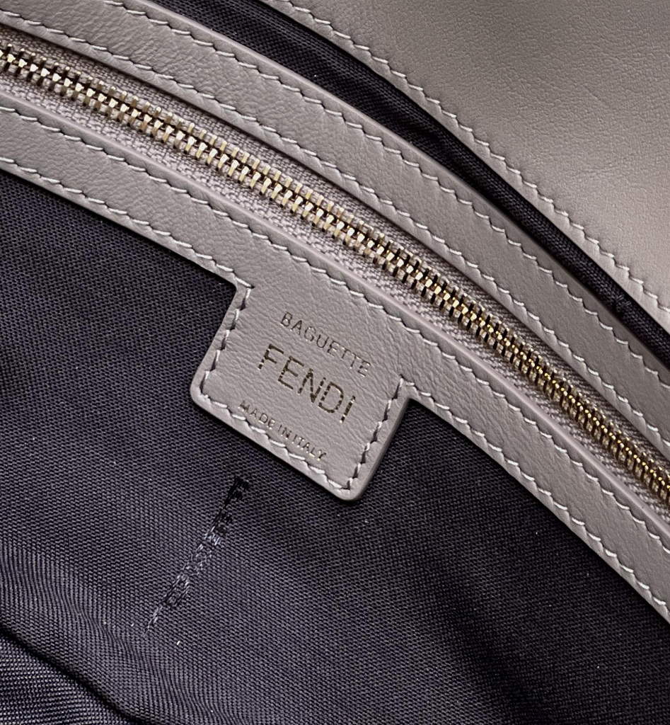 Fendi 8BR600 Baguette Gray leather bag - Default Title - View 7