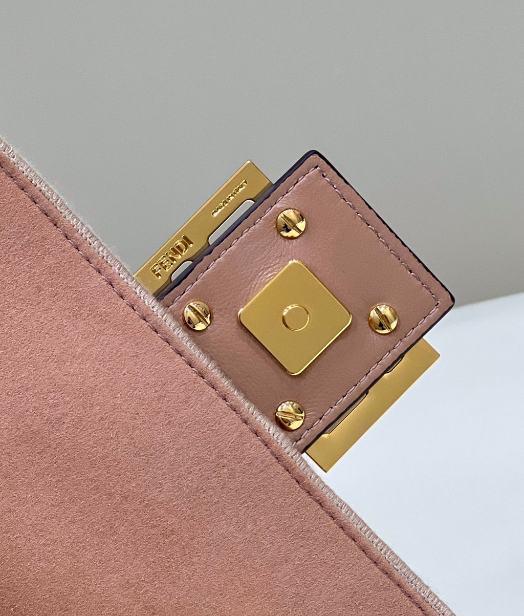 Fendi 8BR600 Baguette leather bag Pink - Default Title - View 6