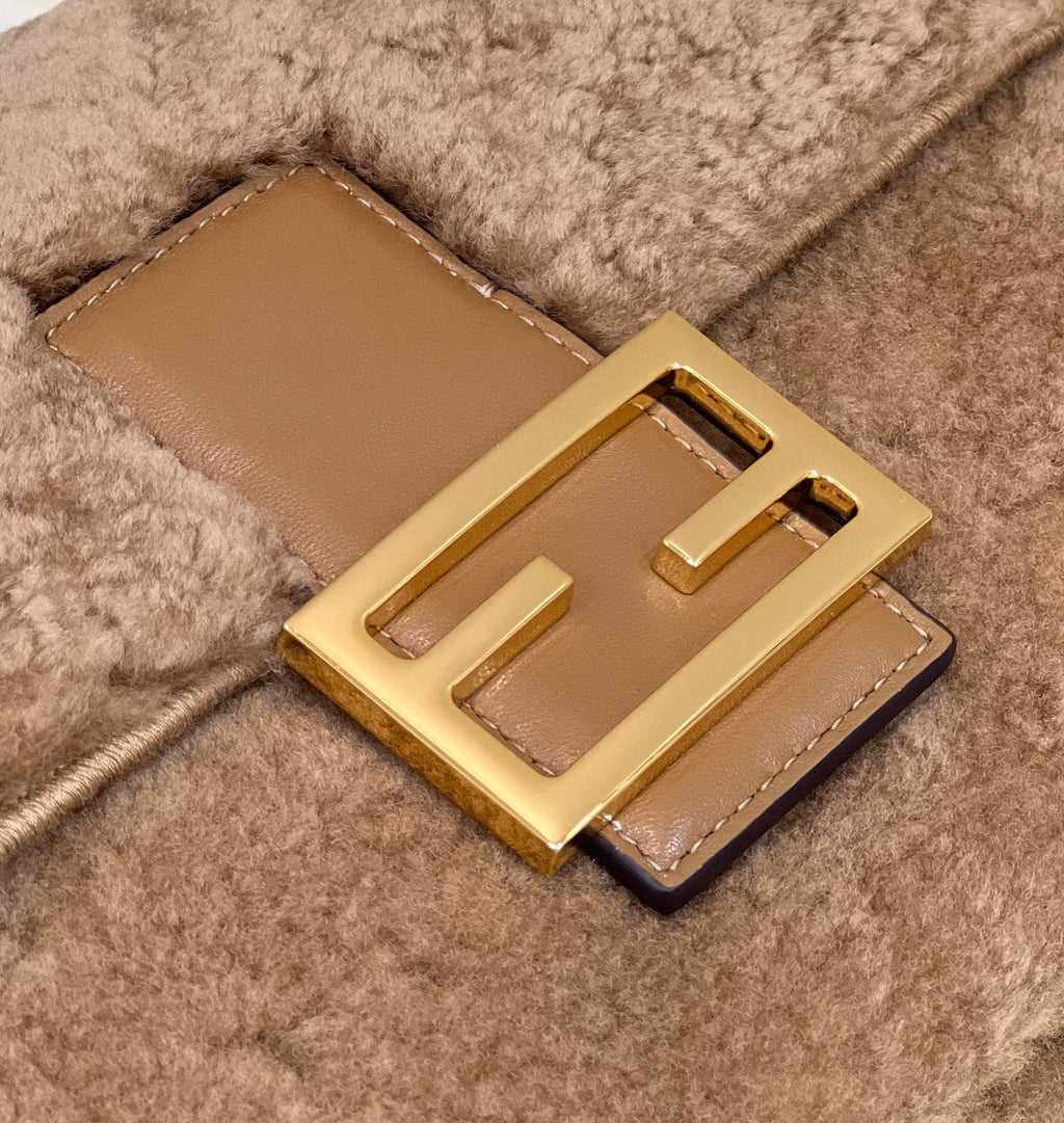 Fendi 8BR600 Baguette leather bag Tan - Default Title - View 4