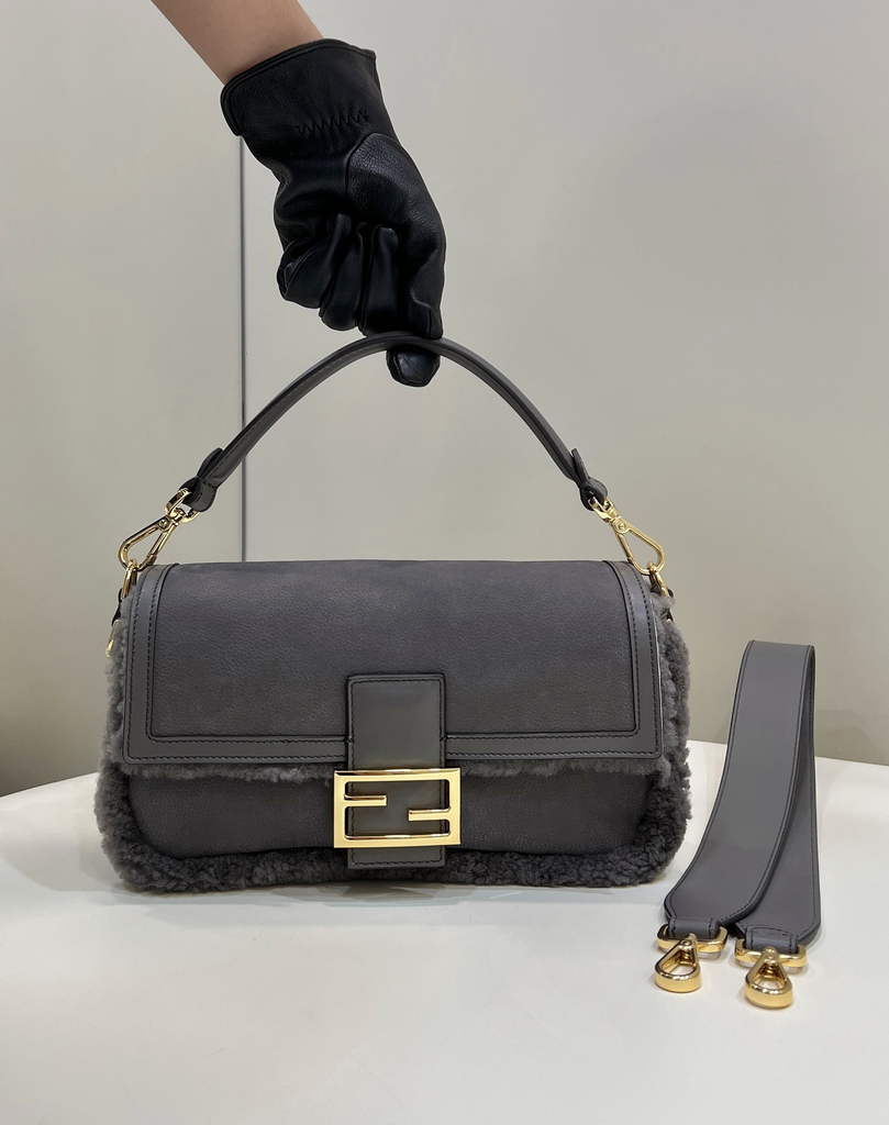 Fendi 8BR600 Baguette leather bag Gray - Default Title - View 1