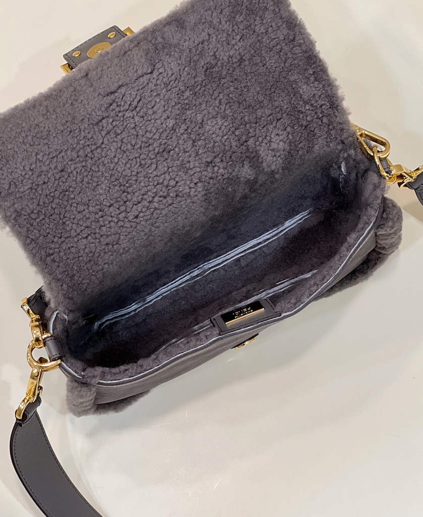 Fendi 8BR600 Baguette leather bag Gray - Default Title - View 6