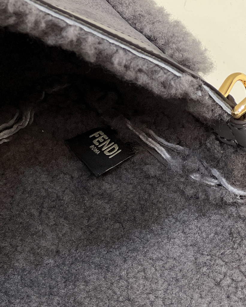 Fendi 8BR600 Baguette leather bag Gray - Default Title - View 9