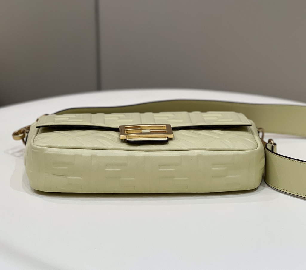 Fendi 8BR600 Baguette Beige nappa leather bag - Default Title - View 5