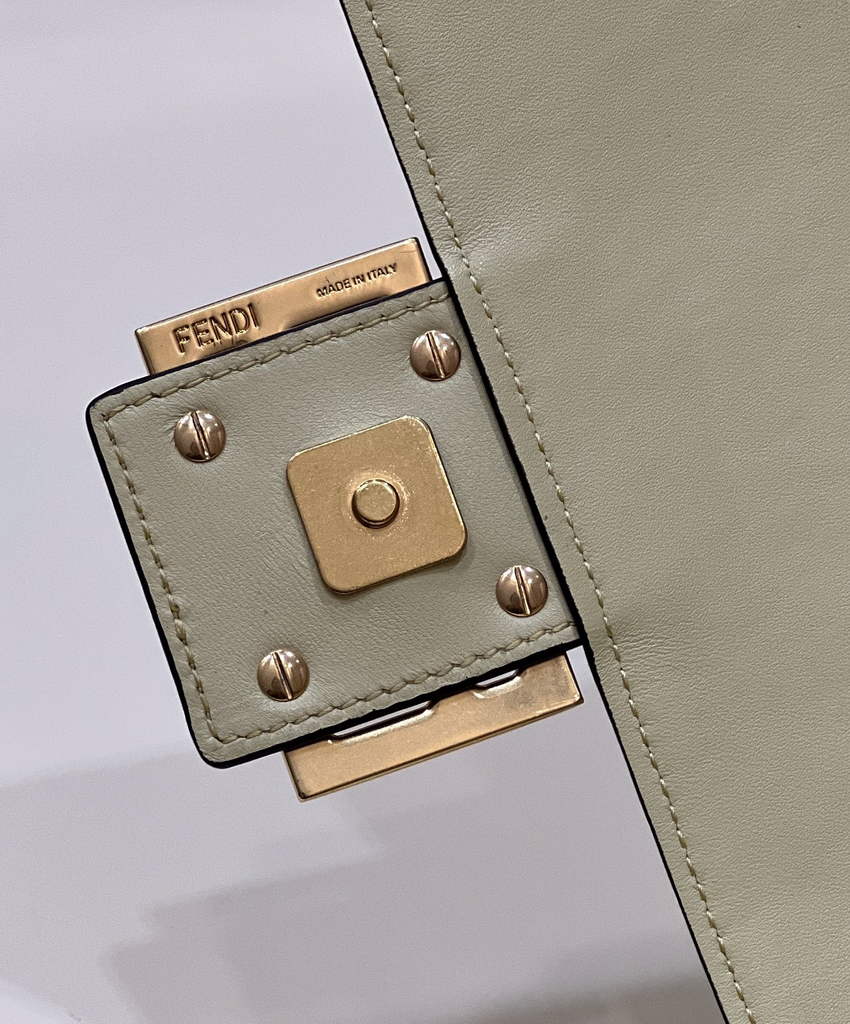 Fendi 8BR600 Baguette Beige nappa leather bag - Default Title - View 6