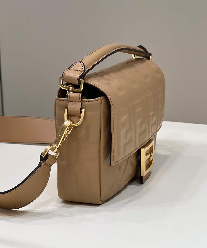 Fendi 8BR600 Baguette Beige leather bag - Default Title - View 5