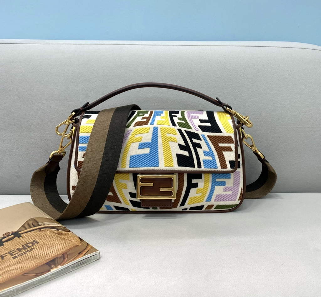 Fendi 8BR600 Baguette Multicolor FF Beige canvas bag - Default Title - View 1