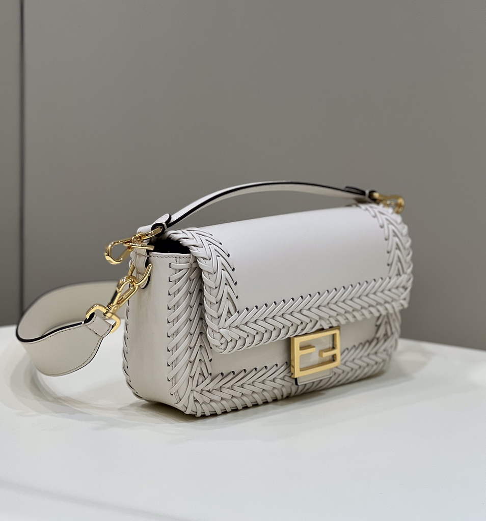 Fendi 8BR600 Baguette White leather bag - Default Title - View 3