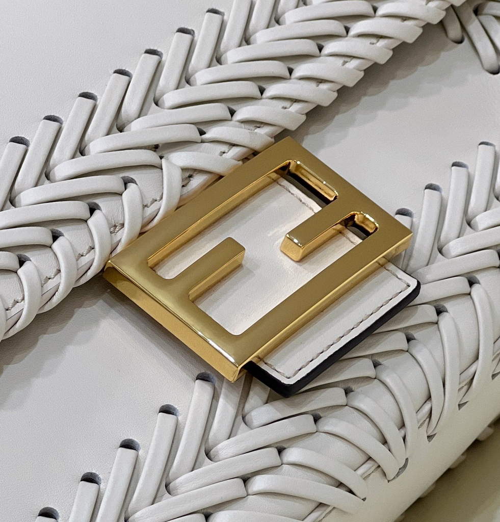 Fendi 8BR600 Baguette White leather bag - Default Title - View 5